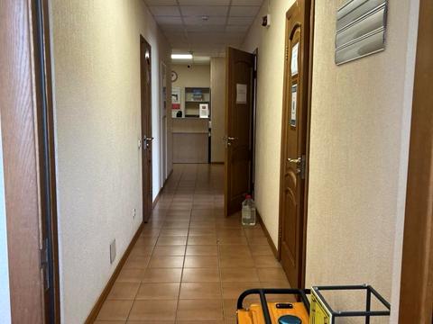 комерційна за адресою Володимира Івасюка просп. (Героїв Сталінграду), 47-А