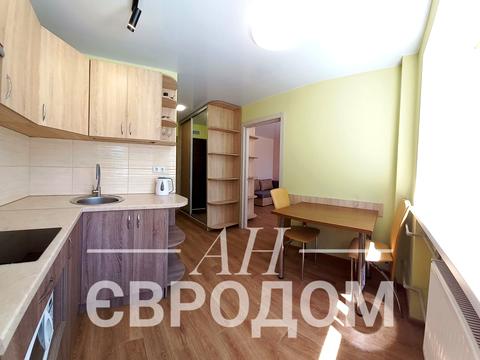 квартира за адресою Любові Малої просп. (Постишева), 4б
