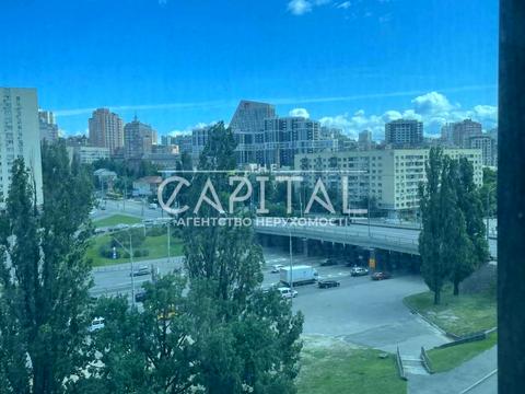 комерційна за адресою Берестейський просп. (Перемоги), 11 к2