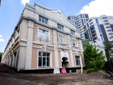 комерційна за адресою Золотоворітська вул., 23Б