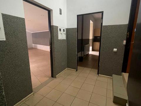 коммерческая по адресу Гусяк ул. (Таманська), 4