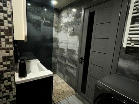 квартира за адресою Голосіївський просп. (40-річчя Жовтня), 84