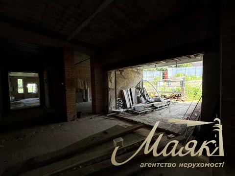коммерческая по адресу Ломаковская ул. (Мичурина), 15