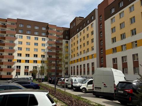 комерційна за адресою Героїв Крут вул., 4-А