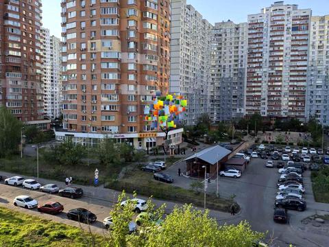 квартира по адресу Червоной Калины просп. (Владимира Маяковского), 81/11