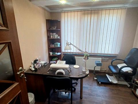 коммерческая по адресу Космонавтов ул., 37
