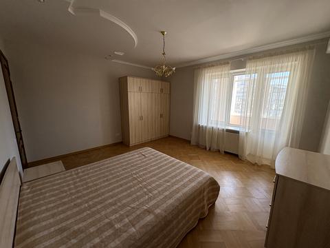 квартира по адресу Андрея Верхогляда ул. (Михайла Драгомирова), 4