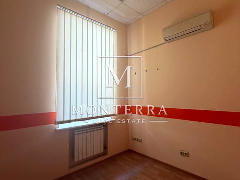 комерційна за адресою Золотоустівська вул., 2/4