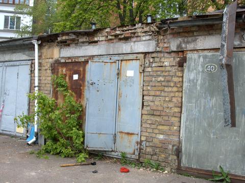 паркомісце за адресою Митрофана Довнар-Запольського вул., 4