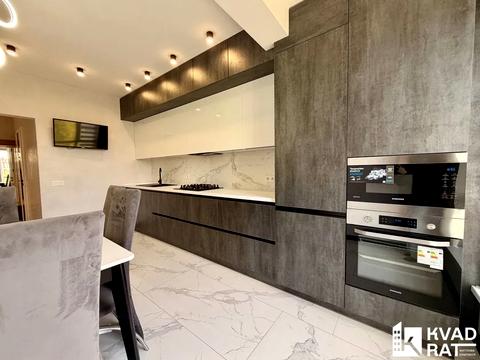 квартира за адресою Хіміків вул., 8