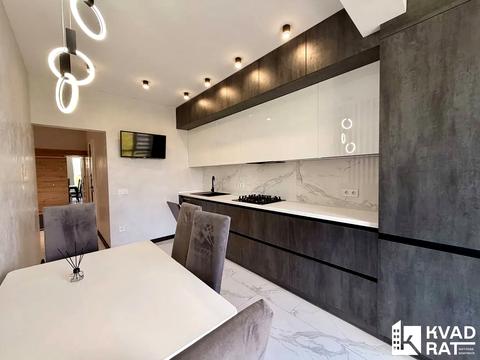 квартира за адресою Хіміків вул., 8