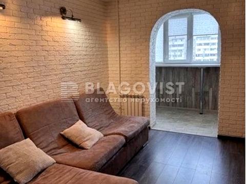 квартира по адресу Анны Ахматовой ул., 25