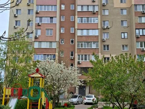квартира за адресою Академіка Сахарова вул., 26