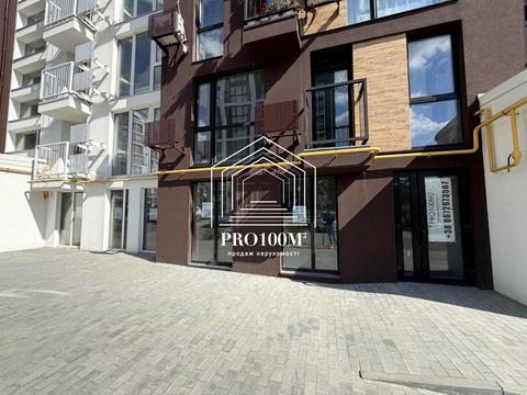 комерційна за адресою Михайла Величка вул., 30