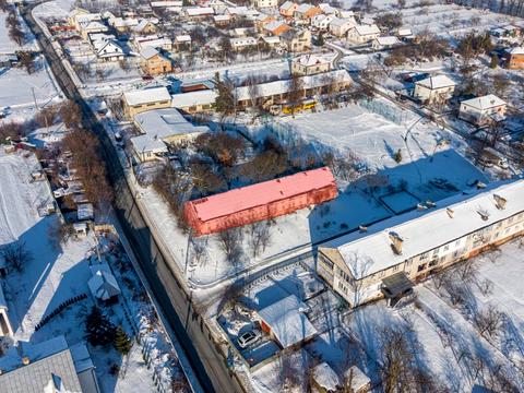 комерційна за адресою Хмельницького, 7а