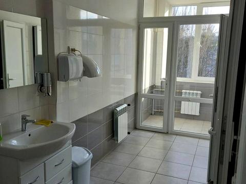 комерційна за адресою Тютюнників вул. (), 55