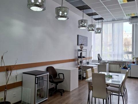 комерційна за адресою Дегтярівська вул., 53