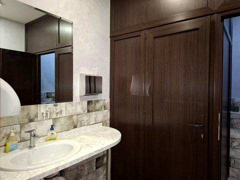 комерційна за адресою Дегтярівська вул., 53