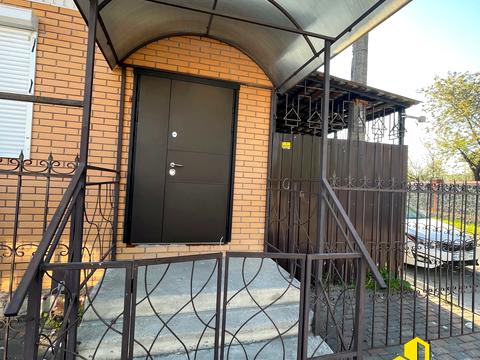 комерційна за адресою Залізнична вул., 68