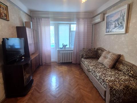 квартира по адресу Героїв Космосу ул., 1