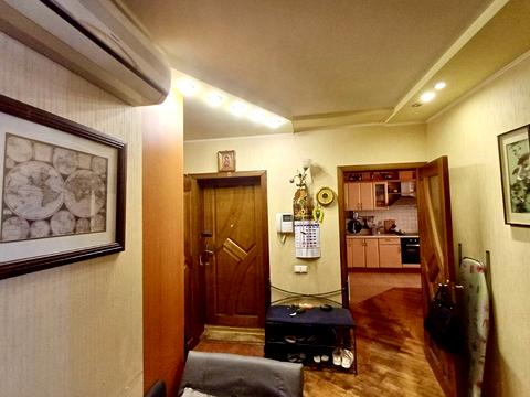квартира за адресою Академіка Булаховського вул., 5-Б
