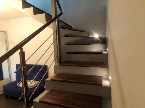 будинок за адресою Світанкова вул.