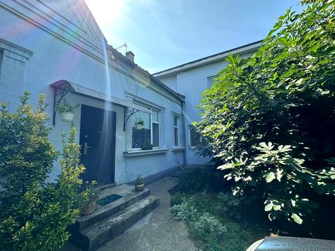 будинок за адресою Юлії Жемайте вул., 11