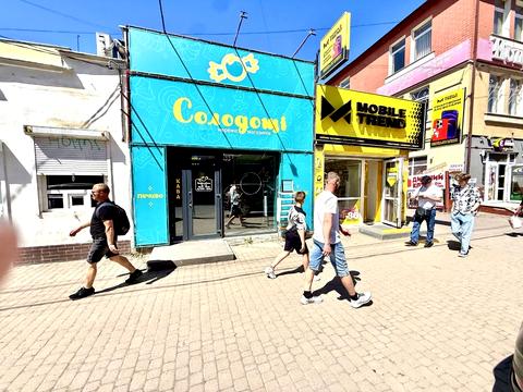 коммерческая по адресу Кардинала Любомира Гузара ул., 39