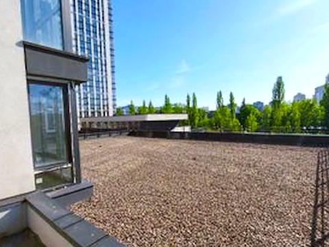 комерційна за адресою Родини Крістерів вул., 2