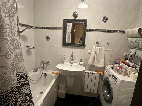 квартира за адресою Дмитра Донцова вул., 1/11