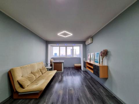квартира за адресою В'ячеслава Чорновола вул., 33/30