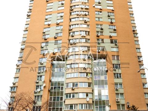 коммерческая по адресу Раисы Окипной ул., 10