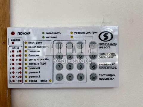 комерційна за адресою Дениса Монастирського вул. (Василя Сурікова), 3