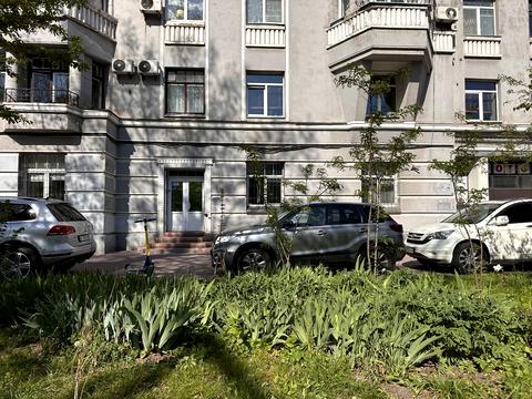коммерческая по адресу Ивана Мазепы ул. (Январского Восстания), 3