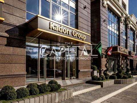 комерційна за адресою Жилянська вул., 68