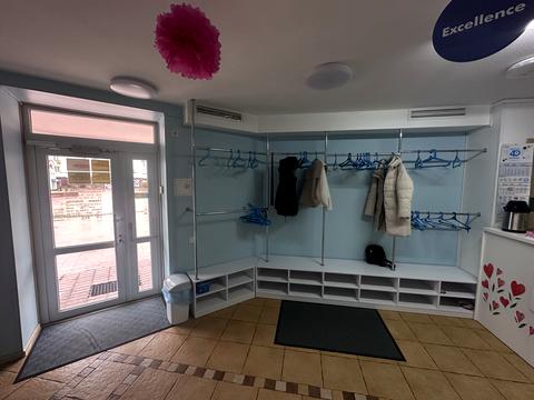 комерційна за адресою Володимира Івасюка просп. (Героїв Сталінграду), 24-А