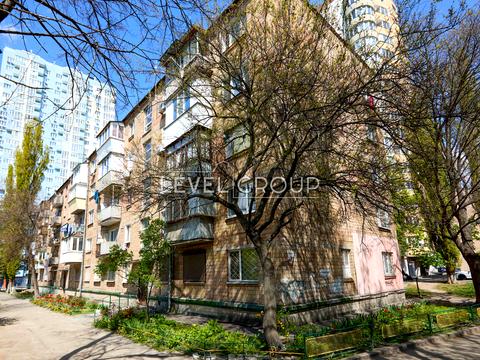 квартира за адресою Автозаводська вул., 29
