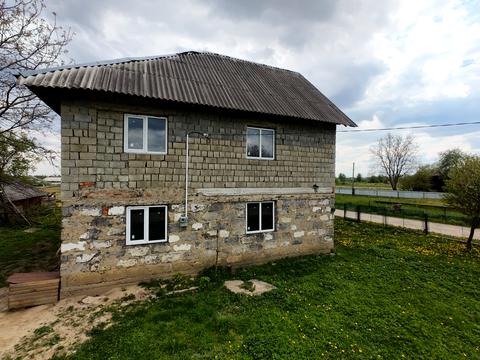 будинок за адресою світанкова, 12