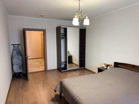 квартира за адресою Ревуцького вул., 54