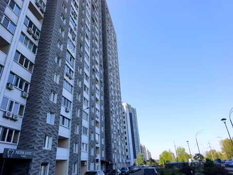 квартира за адресою Ревуцького вул., 54