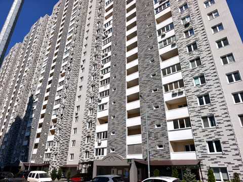 квартира за адресою Ревуцького вул., 54
