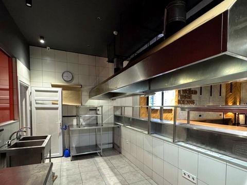 комерційна за адресою Гоголівська вул., 22-24