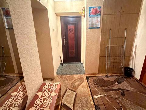 квартира за адресою Космонавтів просп., 72