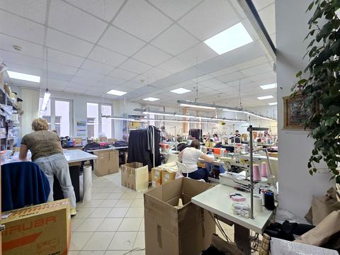 комерційна за адресою Городоцька вул., 180