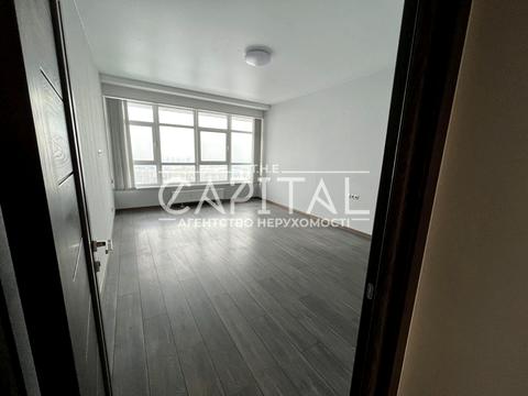 комерційна за адресою Кловський узвіз, 7a