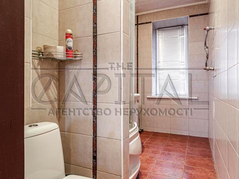комерційна за адресою Шовковична вул., 7-А