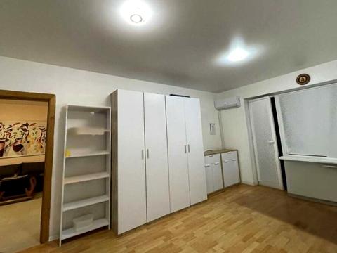 квартира за адресою Київ, Срібнокільська вул., 14