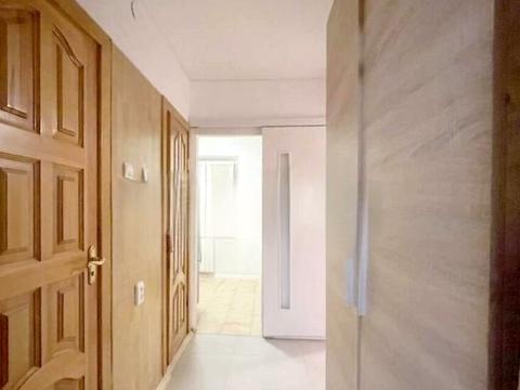 квартира за адресою Київ, Срібнокільська вул., 14