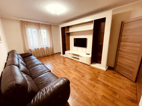 квартира за адресою Ревуцького вул., 54