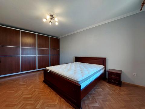 квартира за адресою Срібнокільська вул., 2-А